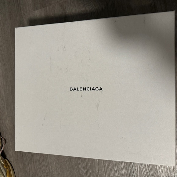 Balenciaga Triple S Sneaker for sale - Picture 6 of 6